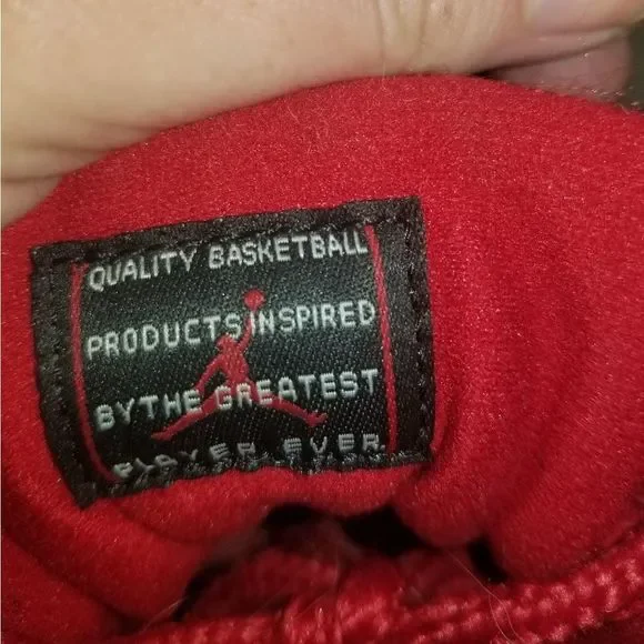 Air Jordan 11 Basketball Shoe Gym Red,Black,white Size 10 - Picture 5 of 11